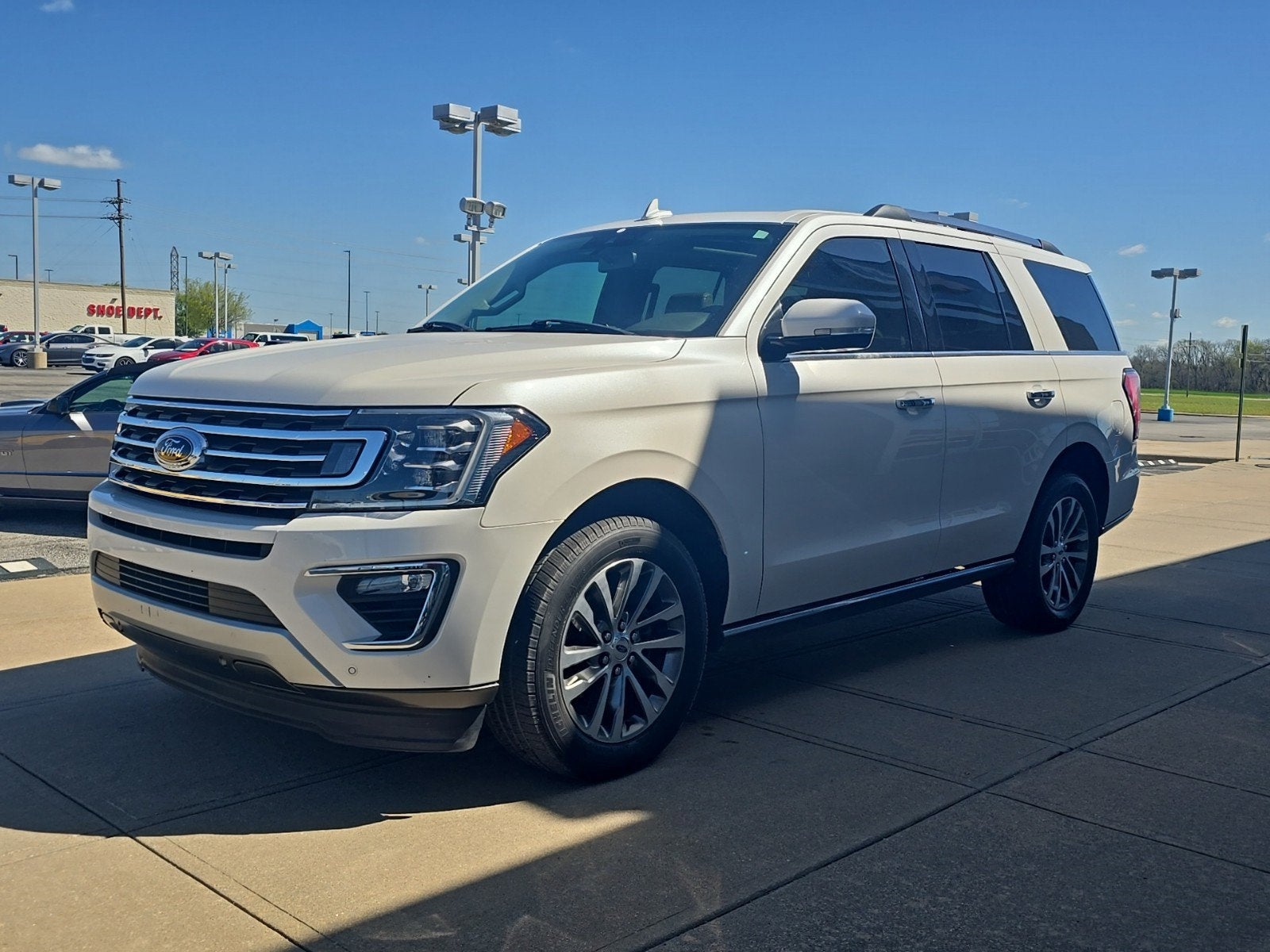 2018 Ford EXPEDITION Base